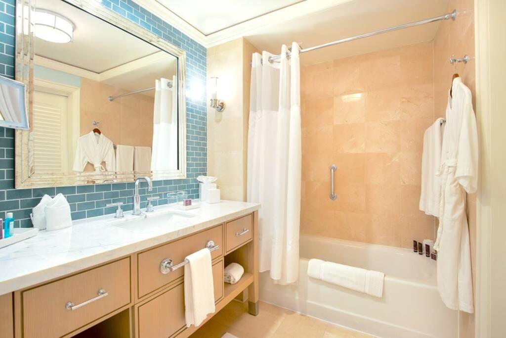 Stunning Studio Apartment Located At The Ritz Carlton-Key Biscayne ميامي المظهر الخارجي الصورة
